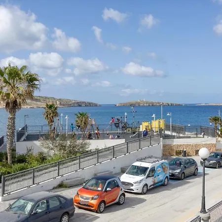 Life On Waters Edge With Unique Views In St Pauls By 360 Estates *