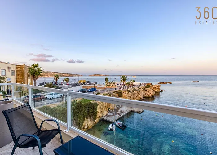 Life On Waters Edge With Unique Views In St Pauls By 360 Estates Appartamento *