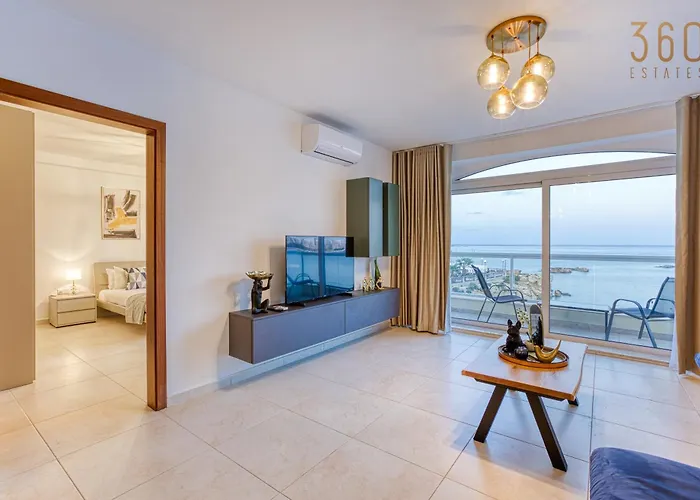 Appartamento Life On Waters Edge With Unique Views In St Pauls By 360 Estates *