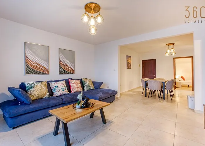 Life On Waters Edge With Unique Views In St Pauls By 360 Estates Appartamento