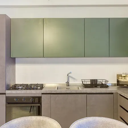 Life On Waters Edge With Unique Views In St Pauls By 360 Estates Apartment *